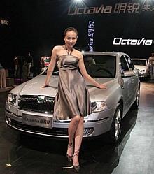 A magnificent gala presentation held in Shanghai today (June 6) launched the sales of Škoda vehicles manufactured in China.